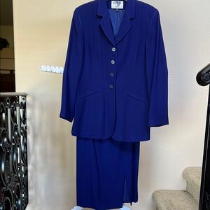 Kasper Women's Purple Suit Set, with front slit in skirt.
